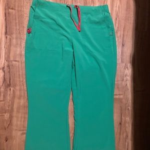 Kelly Green Carhartt Scrub Pants - NWOT